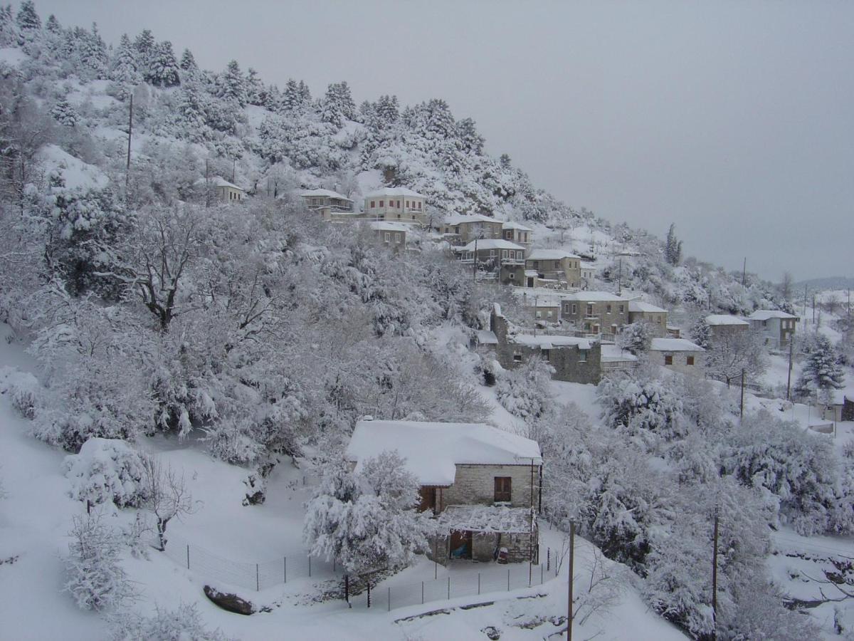 Hotel Ξενωνασ Σελινουντα Kosmás Exteriér fotografie
